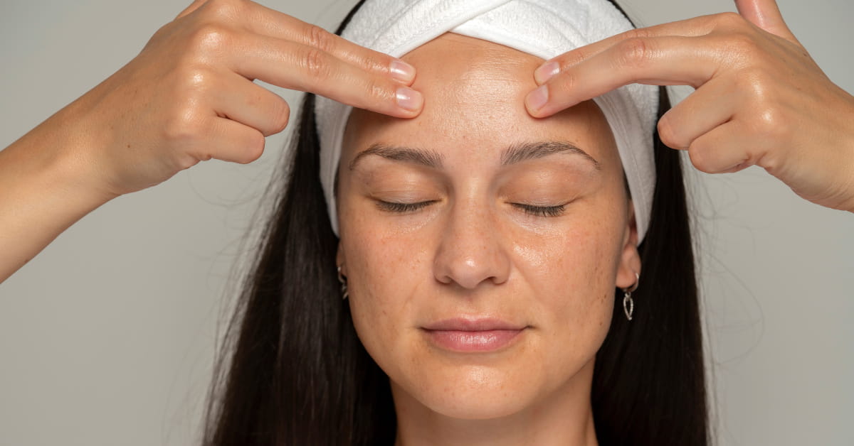 3 gesti per prenderti cura del viso in 5 minuti
